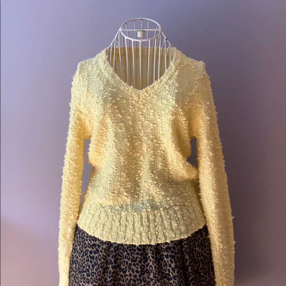 ❗️FREE Boucle V neck sweater Vintage MUST BUNDLE